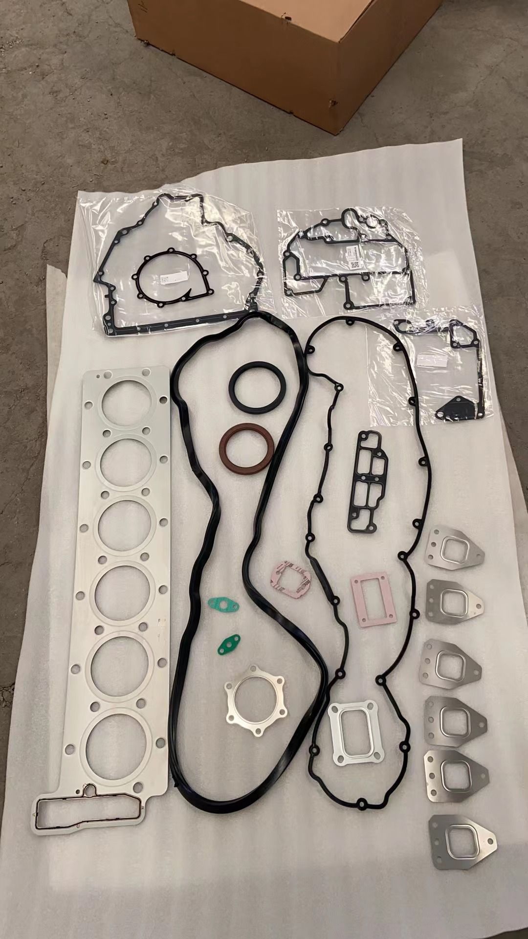 Хөдөлгүүрийн жийргийн иж бүрдэл
